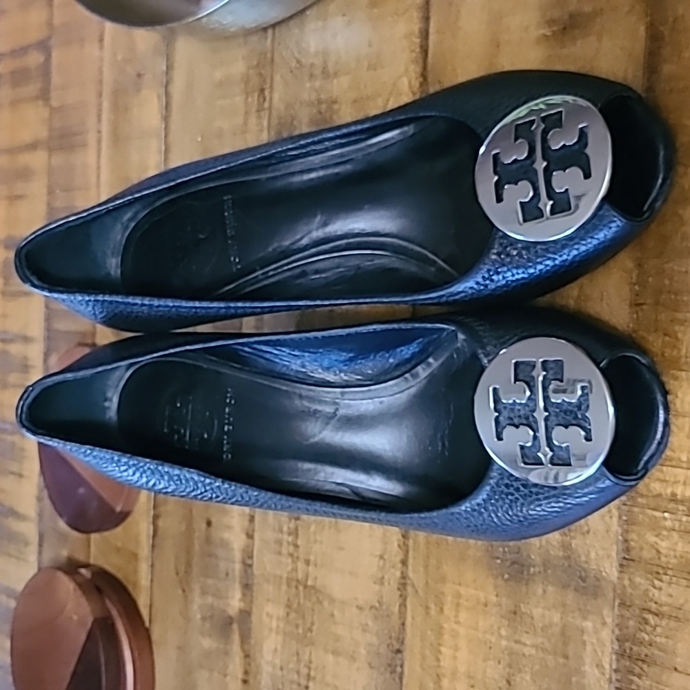 Tory Burch 7.5 wedges